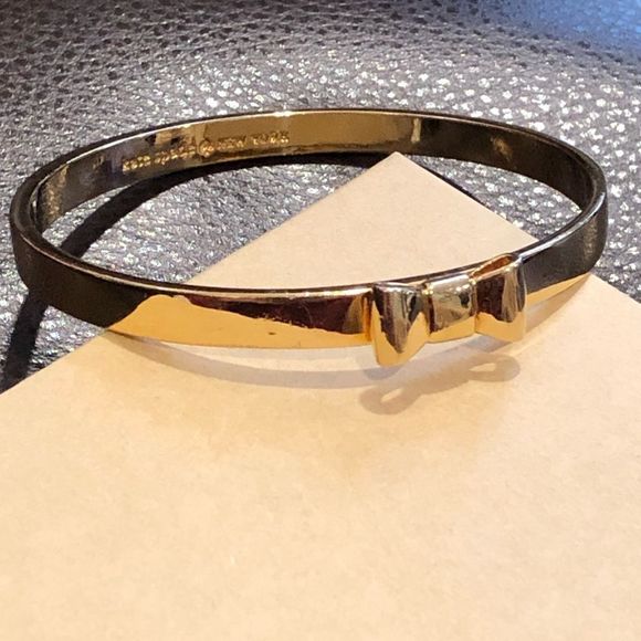 KATE SPADE Gold Bangle Bracelet With Gold Bow - Picture 5 of 9